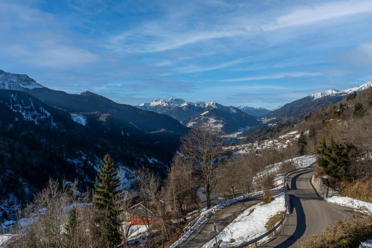 Panoramic House Carnia - Mountain View Apt With Parking And Terraces Villa Ligosullo Eksteriør billede